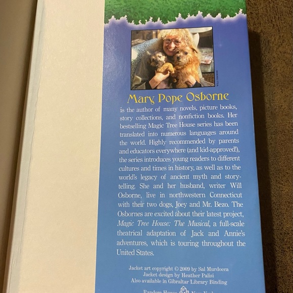 “Moonlight on the Magic Flute” Children’s Book Magic Tree House #41 - Picture 6 of 16